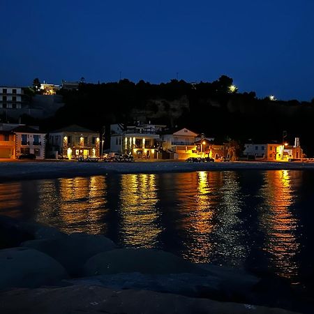 Marvel Sea View 1 Apartment Akrogiali Exterior photo